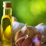 Zašto nikada ne treba da bacate ljuske belog luka 1