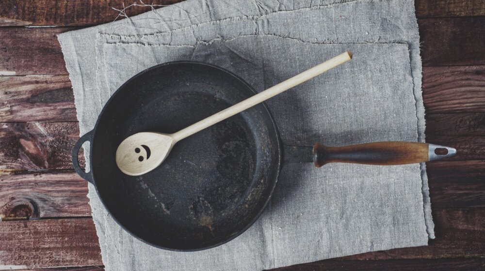 Trik za efikasno pranje zagorelih šerpi 1