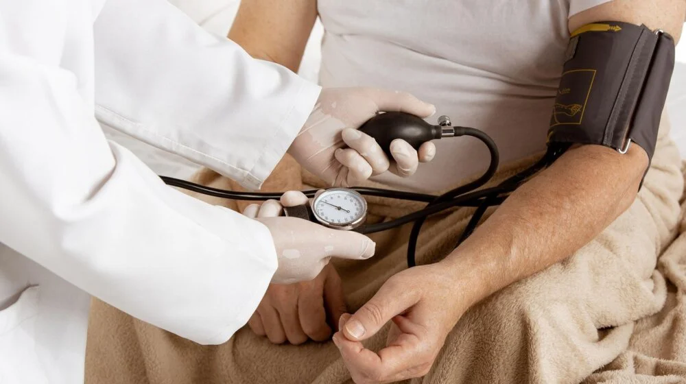 Nizak pritisak može da bude opasan kao i visok: Dr Tasić upozorava na ove simptome 1