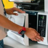 Ovim namirnicama nije mesto u mikrotalasnoj: Ispuštaju toksine, mogu da se zapale ili da vas otruju 5