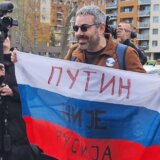 (FOTO, VIDEO) Podne protiv Putina: Kolone ispred biračkih mesta, redovi i u Beogradu 6