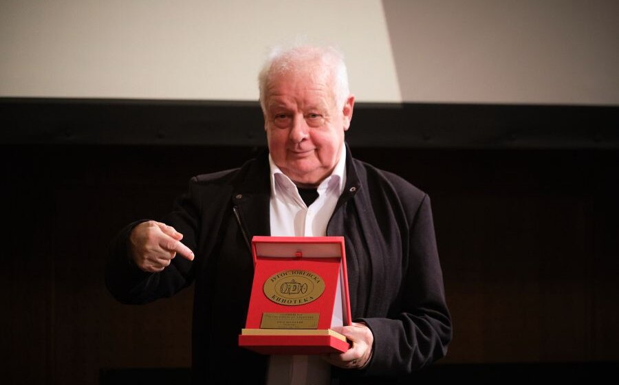 Irskom reditelju Džimu Šeridanu uručen Zlatni pečat Jugoslovenske kinoteke 1