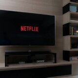 serija "Signal" na Netfliksu