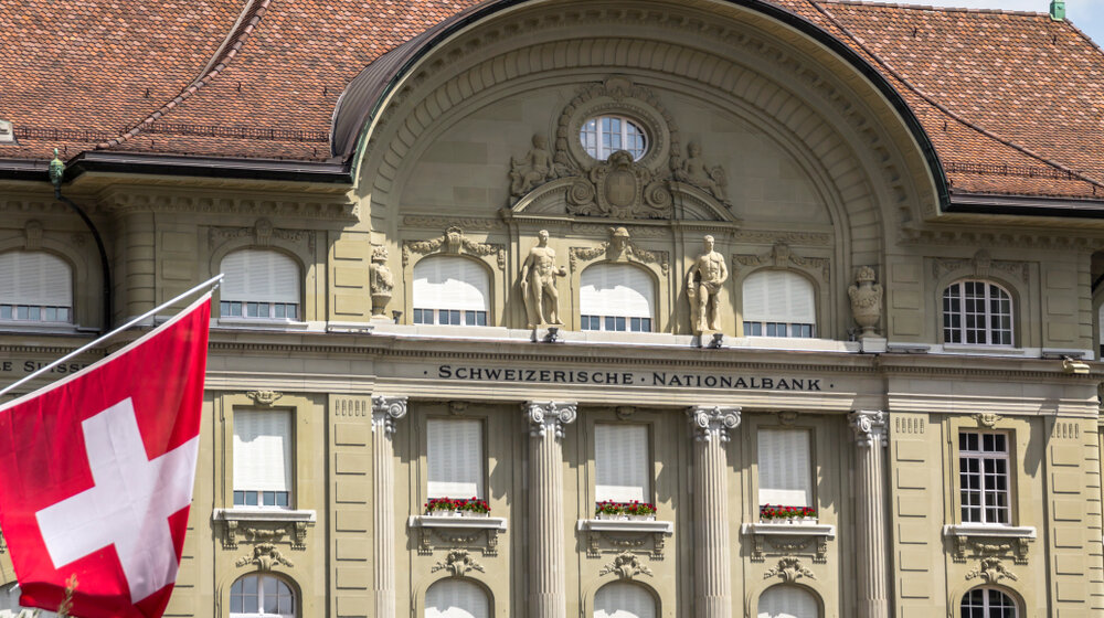 Švajcarska centralna banka snizila referentnu kamatnu stopu 1