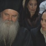 Otkriveno spomen obeležje žrtvama martovskog pogroma u Gračanici, na akademiji govorio vladika Teodosije 5