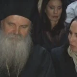 Otkriveno spomen obeležje žrtvama martovskog pogroma u Gračanici, na akademiji govorio vladika Teodosije 1