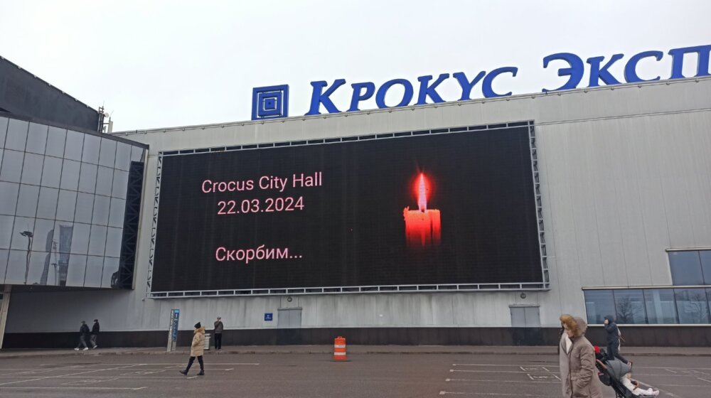 Zastave spuštene na pola koplja: Rusija odaje poštu žrtvama 1