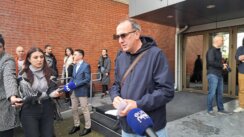 Skup podrške profesora Filozofskog fakulteta Dinku Gruhonjiću: Ovde smo jer branimo pravo čoveka na stav 2