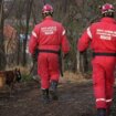 Specijalistički timovi za spasavanje iz ruševina noćas stigli u Banjsko Polje gde je nestala devojčica (FOTO, VIDEO) 12
