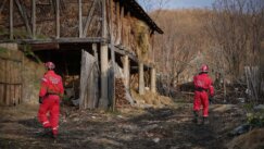 Specijalistički timovi za spasavanje iz ruševina noćas stigli u Banjsko Polje gde je nestala devojčica (FOTO, VIDEO) 3