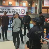 Filozofski fakultet u Novom Sadu: Deo ljudi koji blokiraju našu ustanovu nisu studenti, sa žaljenjem konstatujemo da policija i tužilaštvo nisu reagovali 4