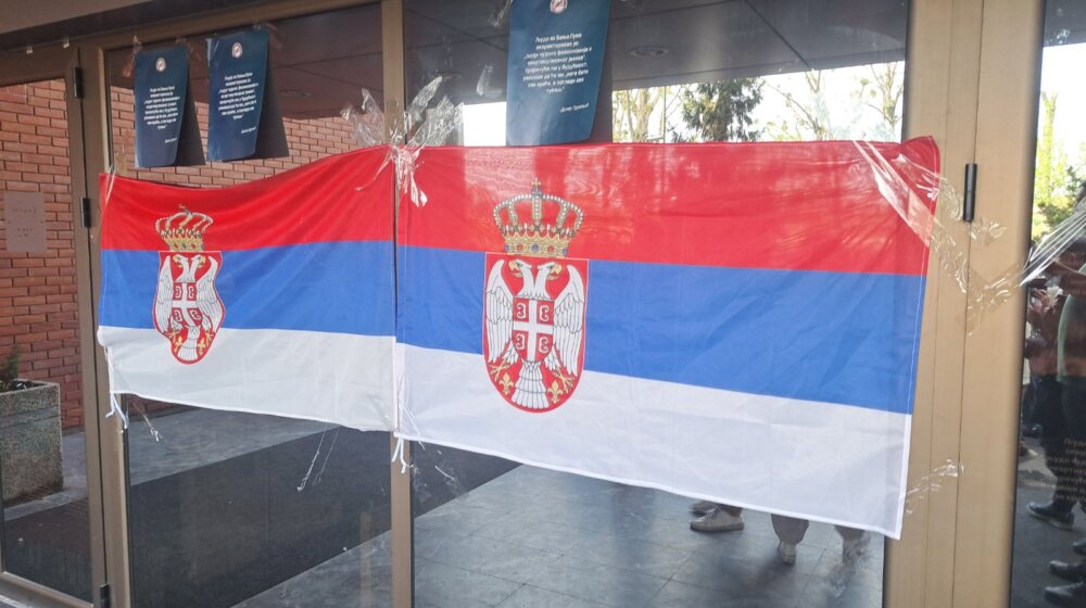 Pokrajinski sekretarijat očekuje postupanje Univerziteta zbog dešavanja na Filozofskom fakultetu: Iz Rektorata i dalje ćute 1