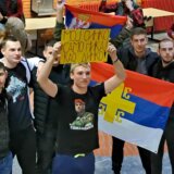 Bičevanje Filozofskog fakulteta: Legija u holu 12