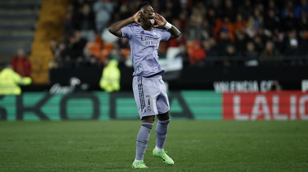 Španska liga će prijaviti nove rasističke uvrede navijača Atletika upućene Vinisijusu 1