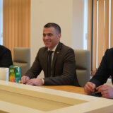 Ministar Milićević u Kninu na sastanku sa predstavnicima Srba 6