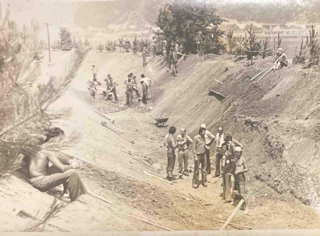 Hej haj brigade na o-ruk od Triglava do Đevđelije grade: ORA - Kako su izgledale omladinske radne akcije? 2 Hej haj brigade na o-ruk od Triglava do Đevđelije grade: ORA - Kako su izgledale omladinske radne akcije? 2