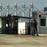 Na graničnom prelazu Merdare preuzeti posmrtni ostaci troje Srba ubijenih na Kosovu tokom 1999. godine 6