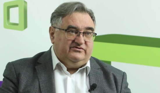 Vukadinović: Vlast se stabilizovala, ali društvo nije – ključna bitka biće za apstinente 8