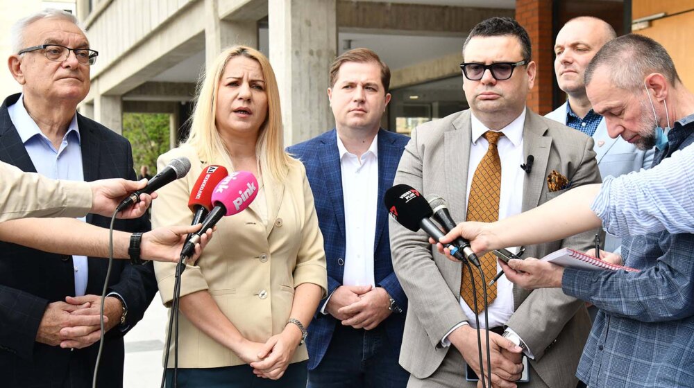 Zavetnici predali krivičnu prijavu protiv Dinka Gruhonjića i Ane Lalić: O svemu će obavestiti ambasadu Izraela 1