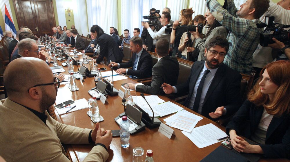 Nema dogovora vlasti i opozicije o izbornim uslovima, nastavak u sredu 1