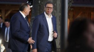 Vučić odgovorio na Dodikov zahtev da podrži „razilaženje“ RS sa BiH