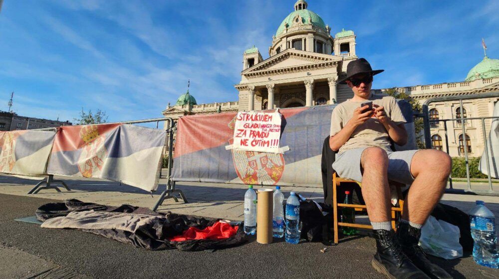 Andrej Obradović zbog odbijanja prijave za policijsku brutalnost traži pomoć međunarodne zajednice 1