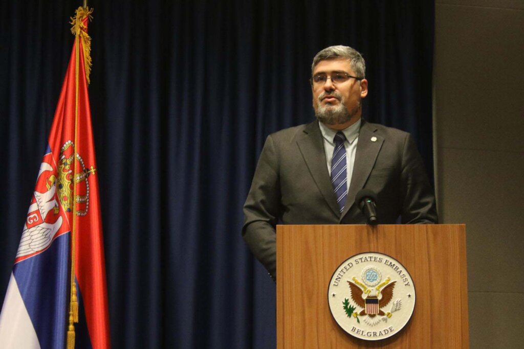 Šef srpske delegacije na konvenciji Kamale Haris u Čikagu o opredeljenju Srbije na izborima u SAD 2