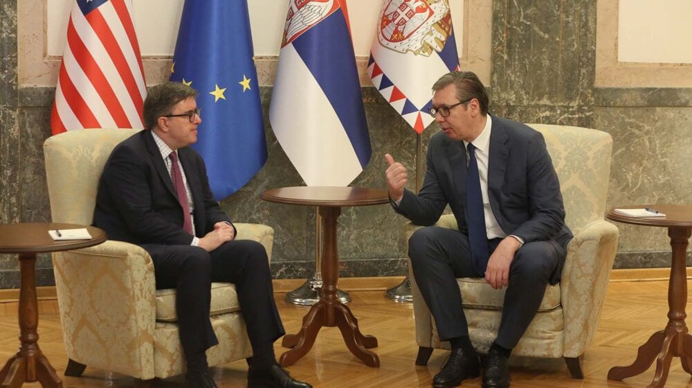 Vučić sa O Brajenom u Kotoru: Nismo se saglasili po većini pitanja koja se tiču KiM 9
