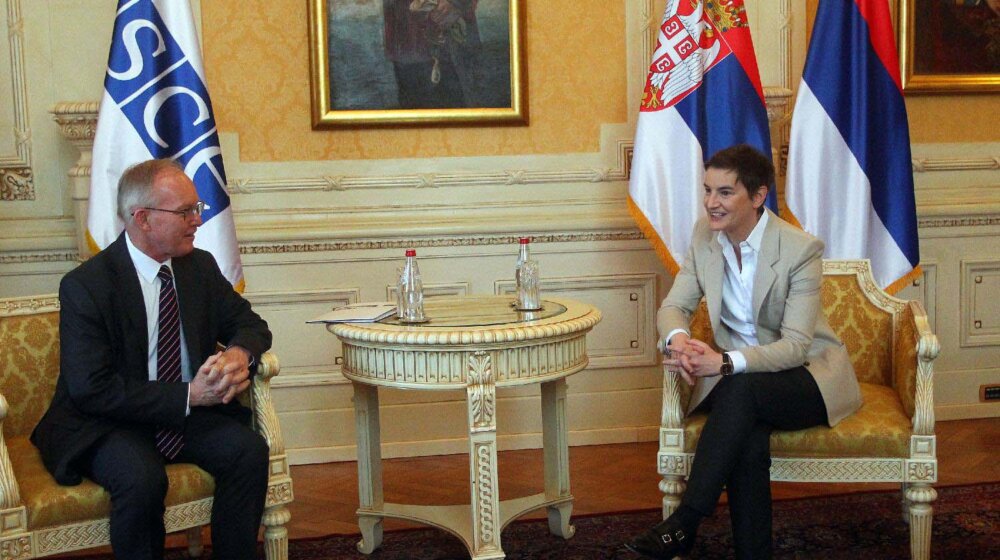 Brnabić sa šefom Misije OEBS: Napuštanje dijaloga je "velika greška opozicije" 1