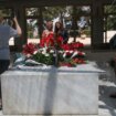 SKOJ poziva na protest ispred Kuće cveća: "Tito da ostane, Gangula da ode" 12