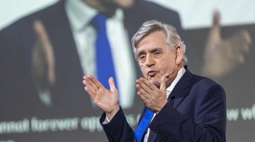 "Postoji žestoka plima koji će zahvatiti Evropu: Bivši britanski premijer Gordon Braun u atorskom članku za Gardijan 1