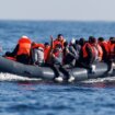 Posledica odluke Britanije da ilegalne migrante deportuje u Ruandu: Izbeglice masovno odlaze u Republiku Irsku 10