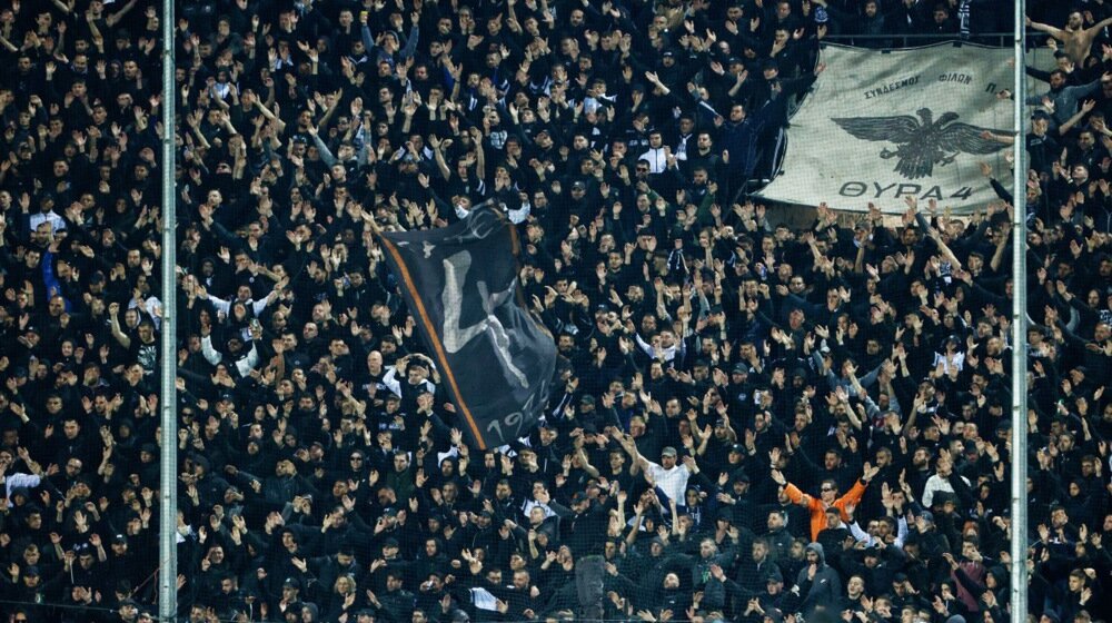 Grčka ukida papirne karte za fudbalske mečeve 1