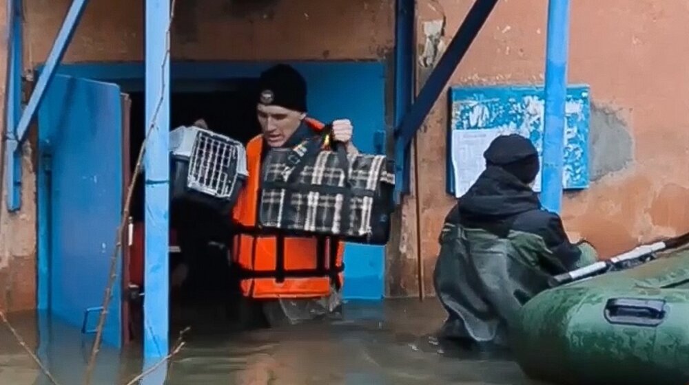 Poplave u Rusiji: Ugroženo više od 19.000 ljudi 1