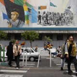 Iranski mediji prikazuju snimke: Život se odvija normalno (VIDEO) 1