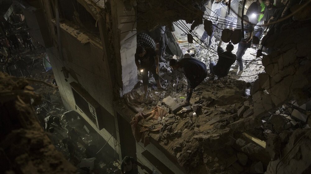 Pronađeno 310 tela u masovnoj grobnici ispod bolnice u Gazi 39