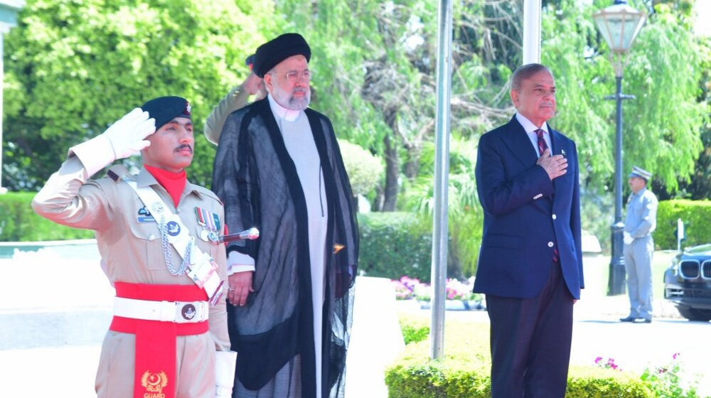 Iranski predsednik započeo posetu Islamabadu sastankom sa pakistanskim premijerom 9