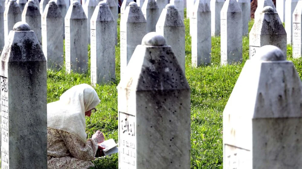 Stejt department: SAD s ponosom sponzorišu rezoluciju o genocidu u Srebrenici 11