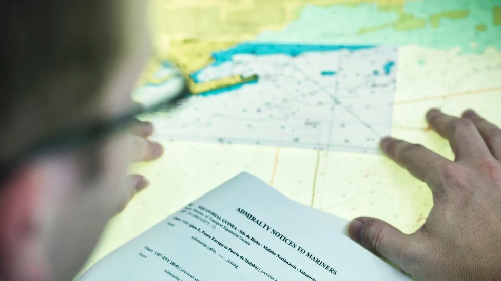 Poslovi koji ne mogu da se odreknu papira 2 mapa, karta, kartograf