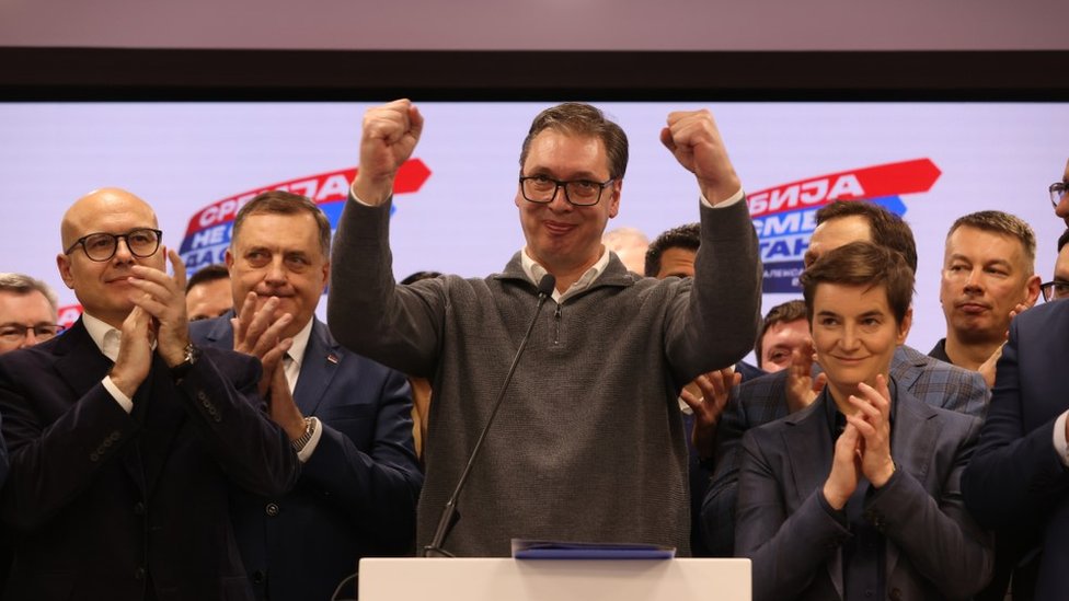 Vučić, SNS