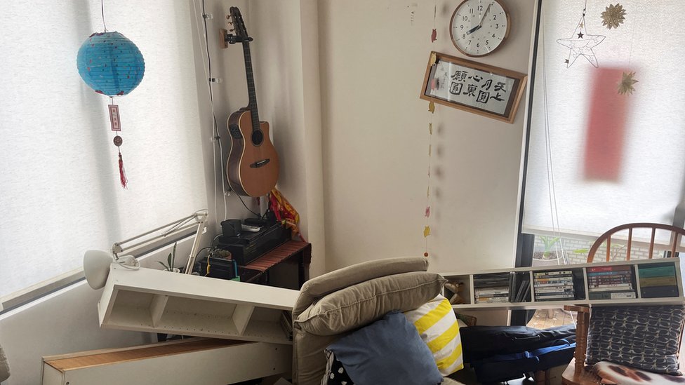 Zemljotres na Tajvanu: Najjači potres u poslednjih 25 godina, ima poginulih - „Na ulici sam, a njiše kao na brodu" , svedok za BBC na srpskom 6 zemljotres na Tajvanu