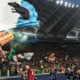 Italija i fudbal: Odlučio rimski derbi, a onda provocirao protivnika zastavom sa pacovom 3