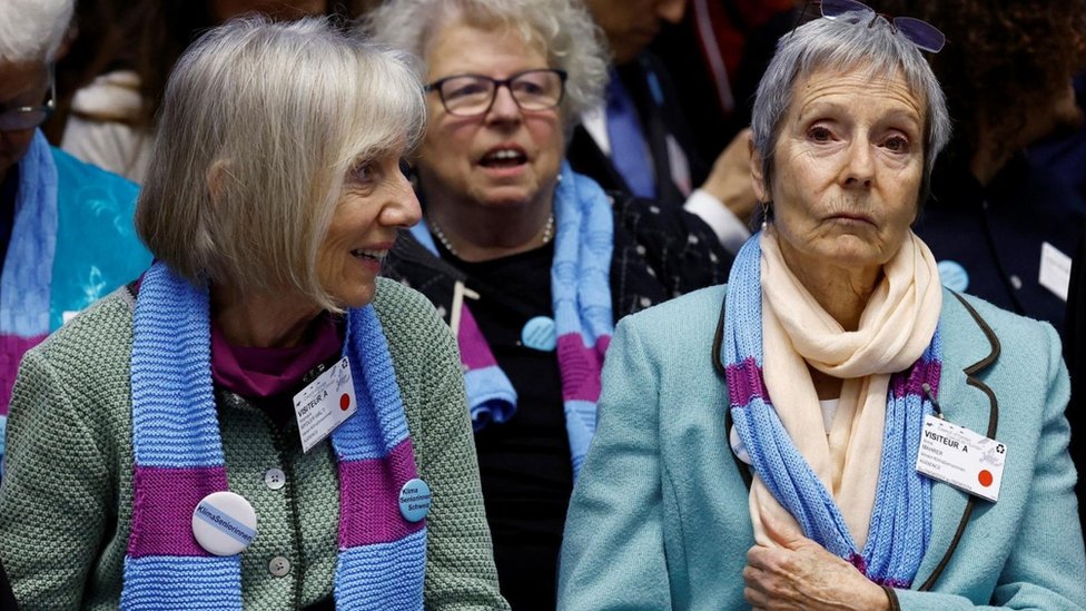 Švajcarkinje, koje sebe nazivaju Klubom klimatskih seniorki i stare su u proseku 73 godine, kažu da klimatske promene ugrožavaju njihova ljudska prava, pravo na zdravlje, pa čak i na život