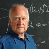 Fizičar Piter Higs, otac 'božje čestice', preminuo u 94. godini 4