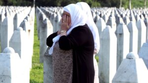 Rat u Bosni i Hercegovini i UN: Šta donosi rezolucija o genocidu u Srebrenici