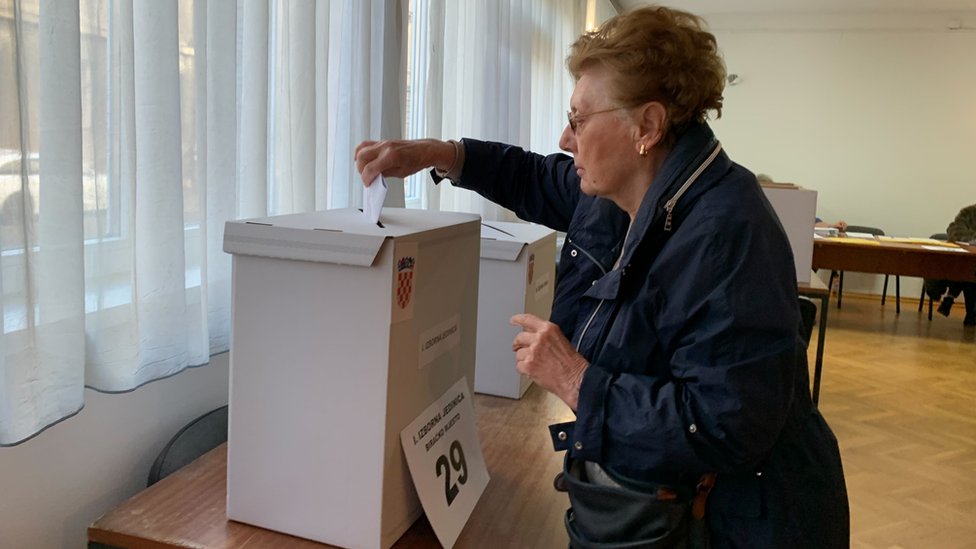 Izbori u Hrvatskoj: Ko će u novi sastav skupštine, gužve pred biračkim mestima 9