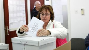 Parlamentarni izbori u Hrvatskoj: HDZ u vođstvu, izlaznost 59 odsto, pokazuju preliminarni rezultati
