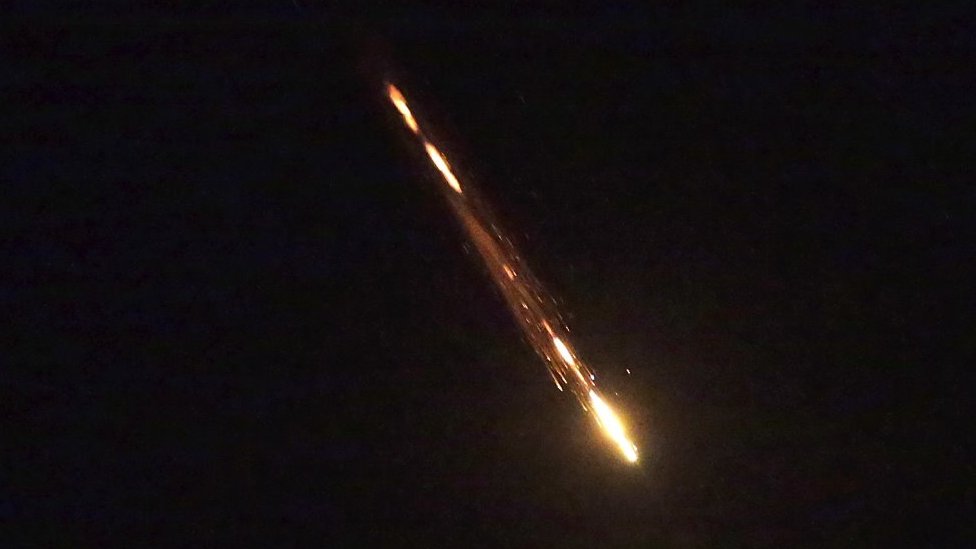 Sukobi na Bliskom istoku: Kolika je vojna sila Irana u poređenju sa izraelskom 5 Iranian missile or drone fired at Israel