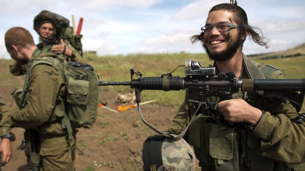 Izrael i Palestinci: Necah Jehuda - bataljon izraelske vojske kojem prete američke sankcije 5 Israeli soldiers of the Ultra-Orthodox battalion "Netzah Yehuda" take part in their annual unit training in the Israeli annexed Golan Heights