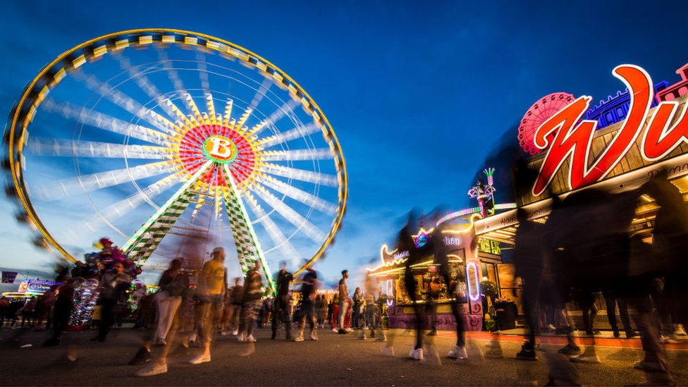 Nemačka: Više od 800 ljudi zaraženo stomačnim gripom na prolećnom festivalu 1 Študgard, festival